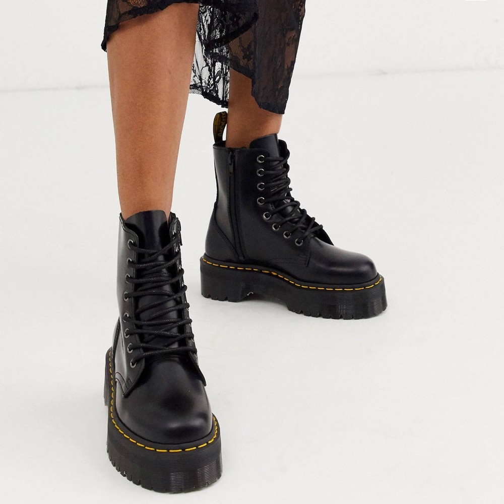 Dr Marten Jadon leather boot